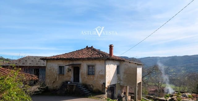 3 chambre Villa/Maison à vendre à Salas avec garage - 69 000 € (Ref: 9780032)