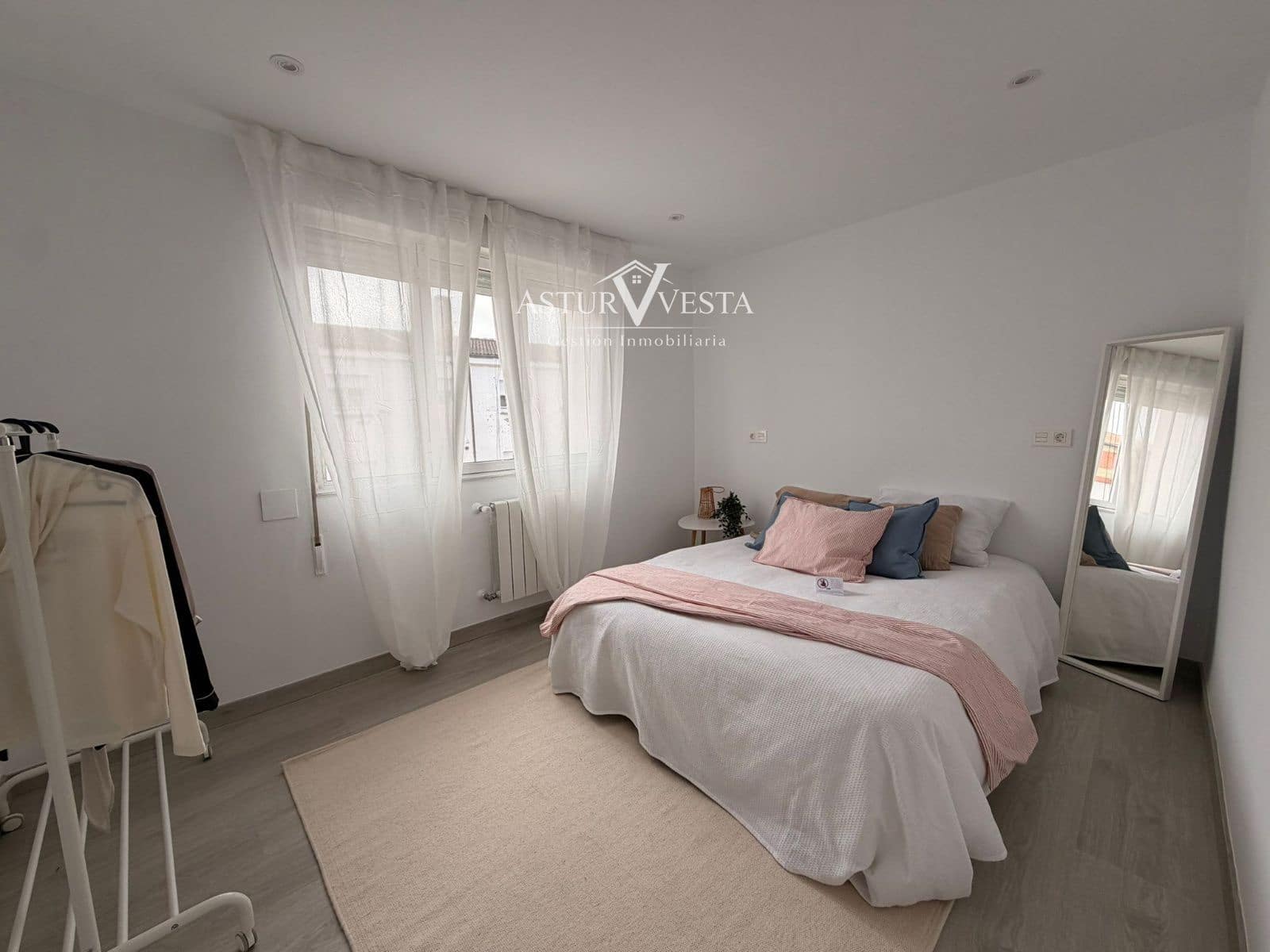 3 chambre Penthouse à vendre à Gijon - 210 000 € (Ref: 9806732)