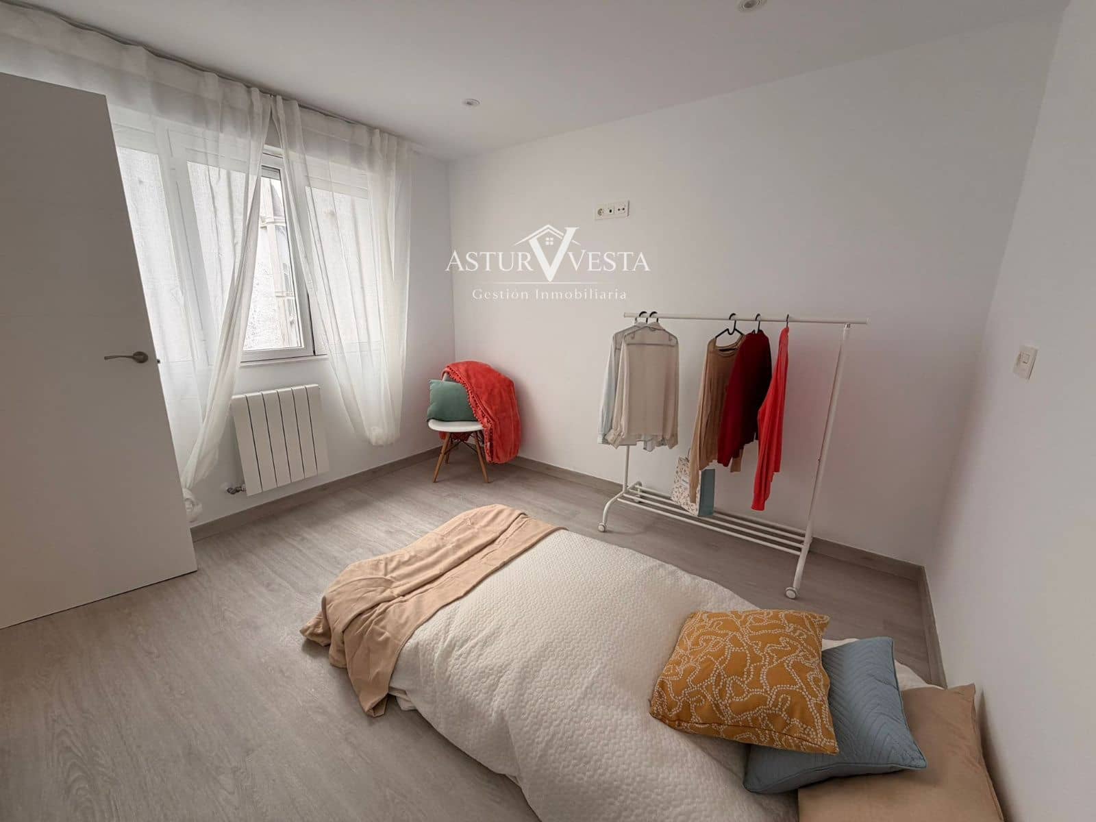 3 chambre Penthouse à vendre à Gijon - 210 000 € (Ref: 9806732)