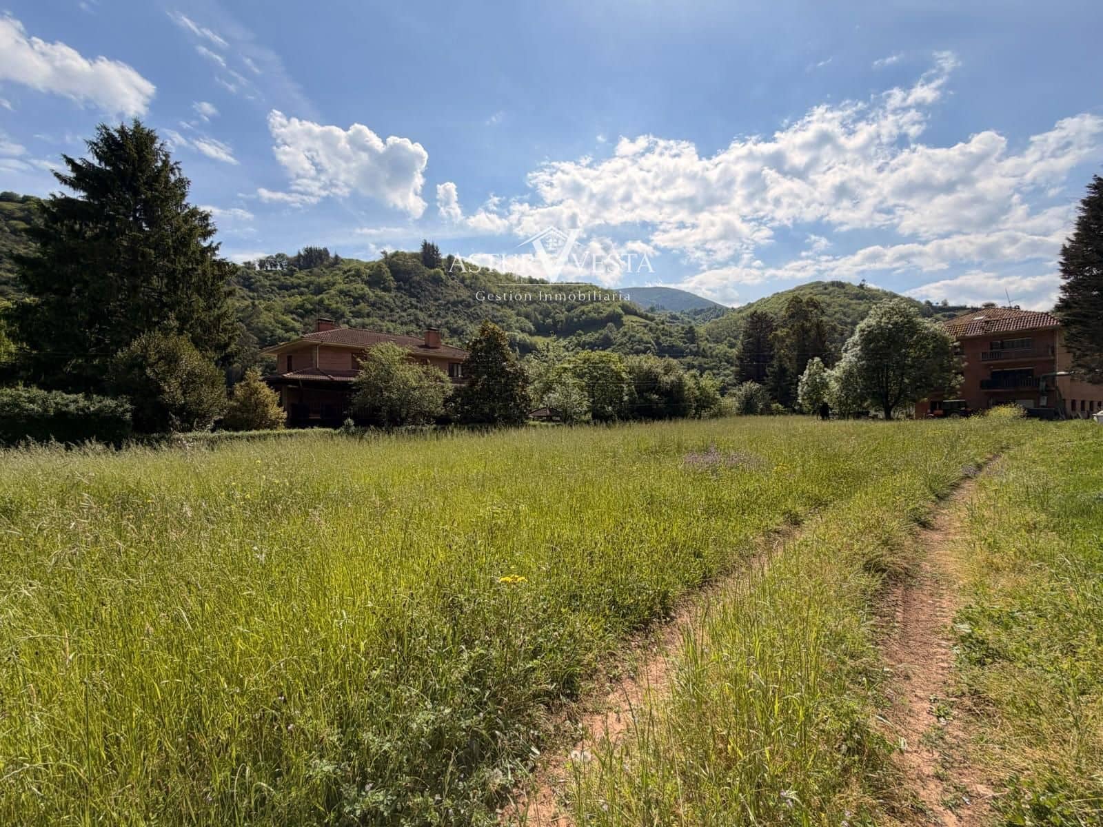 5 soveværelse Villa til salg i Tineo - € 99.000 (Ref: 9814155)