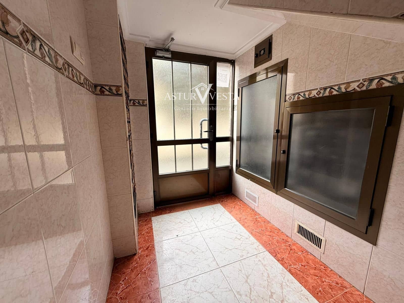 2 bedroom Flat for sale in Aviles - € 91,000 (Ref: 9819812)