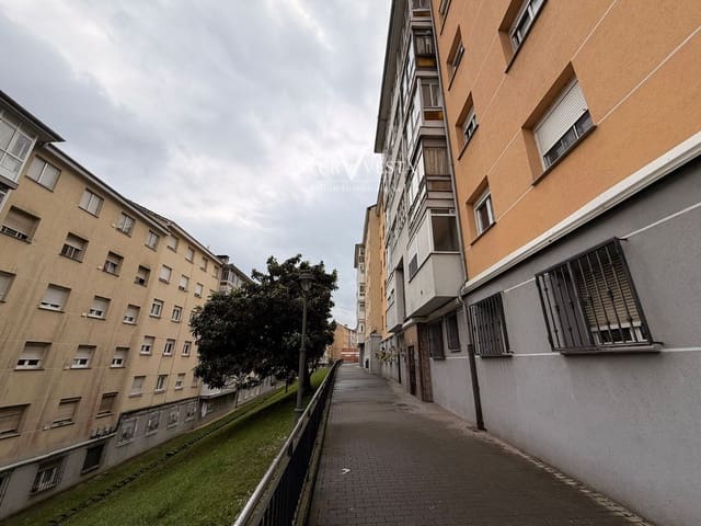 2 camera da letto Appartamento in vendita in Avilés - 91.000 € (Rif: 9819812)