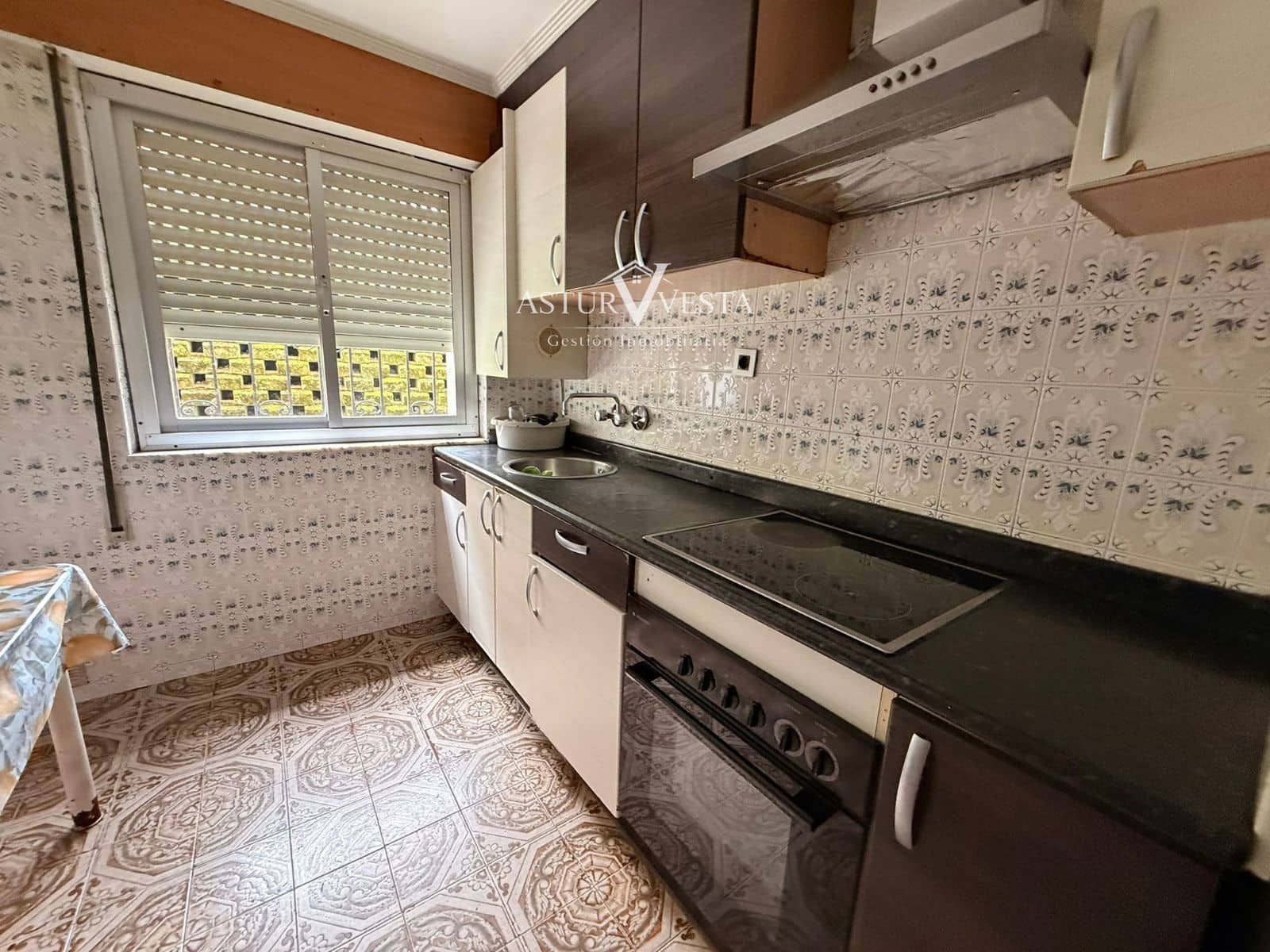 2 bedroom Flat for sale in Aviles - € 91,000 (Ref: 9819812)