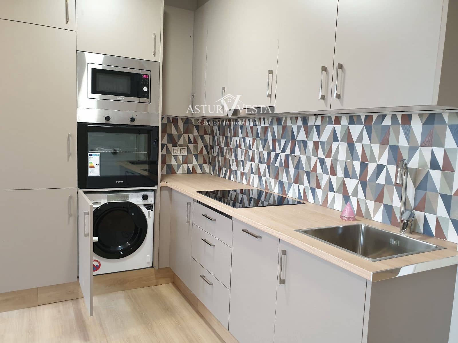 1 bedroom Flat for sale in Tapia de Casariego with garage - € 175,000 (Ref: 9857946)