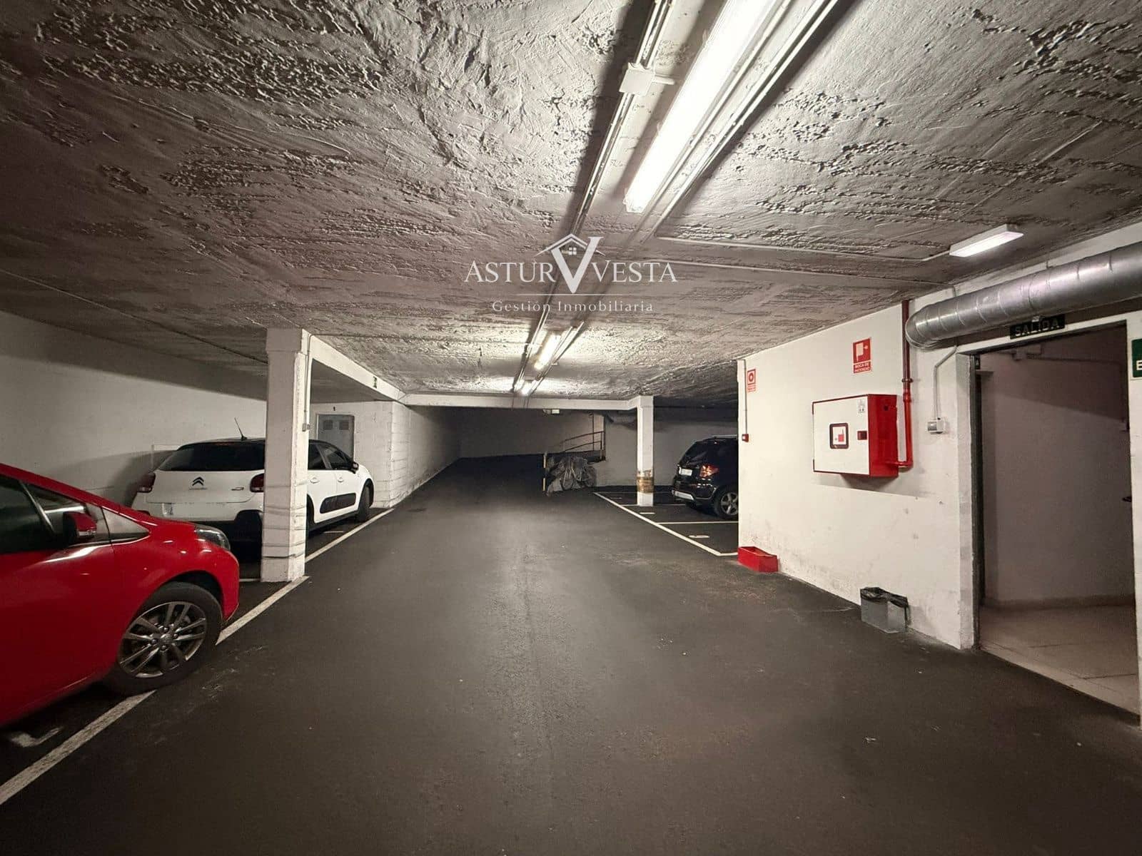 Garage for sale in Gijon - € 12,000 (Ref: 9885226)