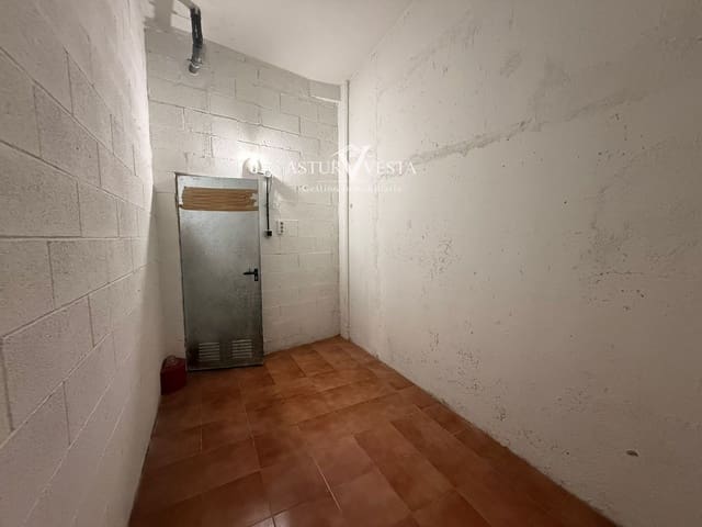 Garage til salg i Gijón - € 25.000 (Ref: 9885335)