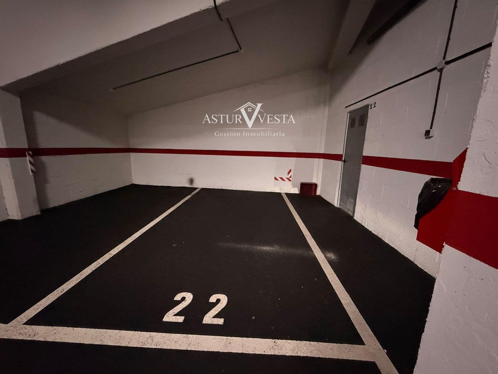 Garage for sale in Gijon - € 25,000 (Ref: 9885335)