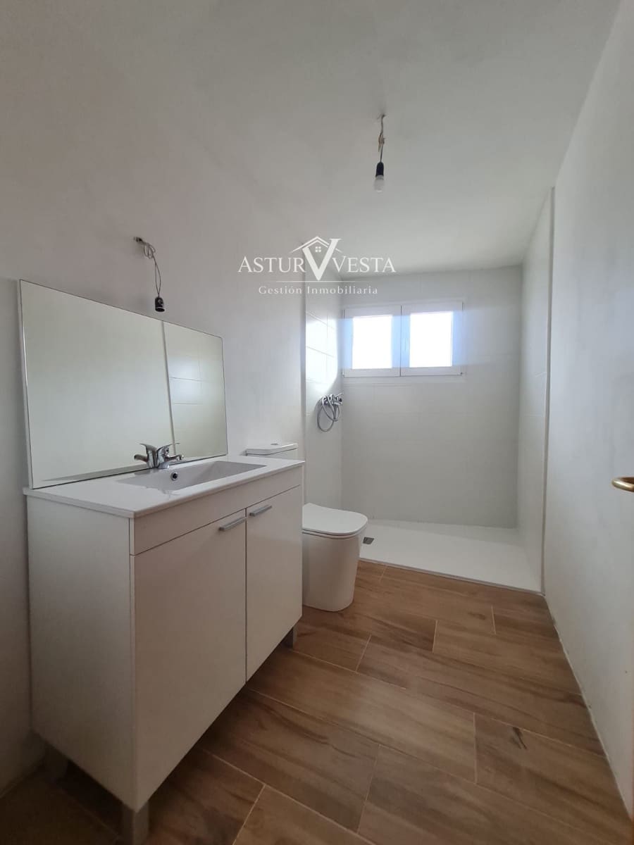 3 sovrum Lägenhet till salu i Gijon - 136 000 € (Ref: 9891109)