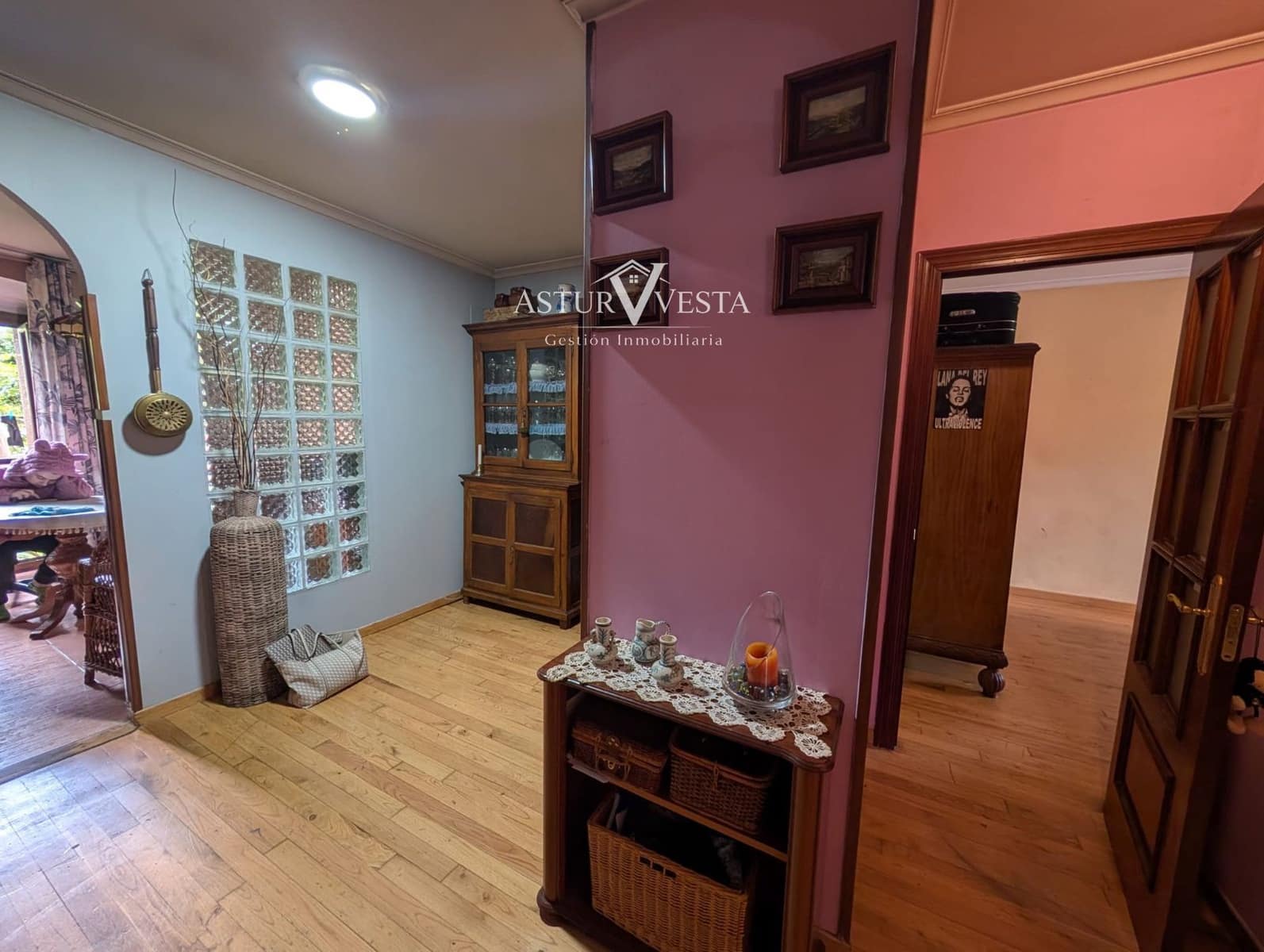 Piso de 4 habitaciones en Salas en venta - 198.000 € (Ref: 9904663)