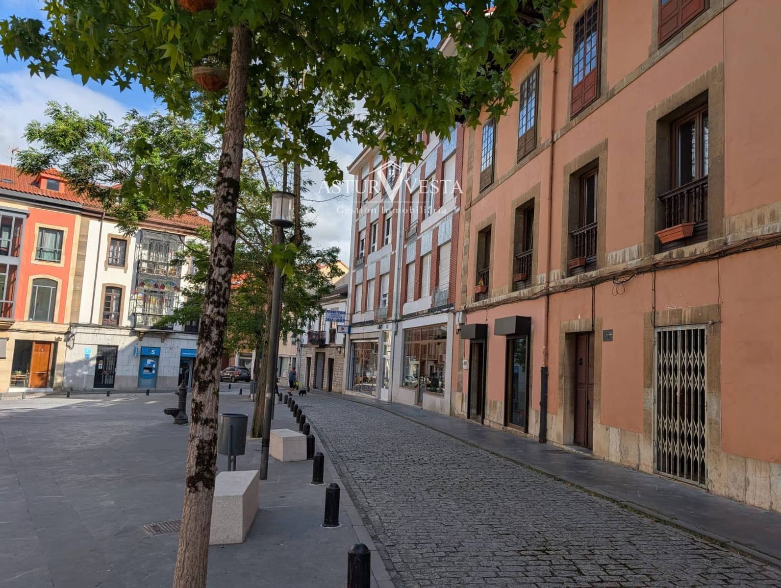 Piso de 4 habitaciones en Salas en venta - 198.000 € (Ref: 9904663)