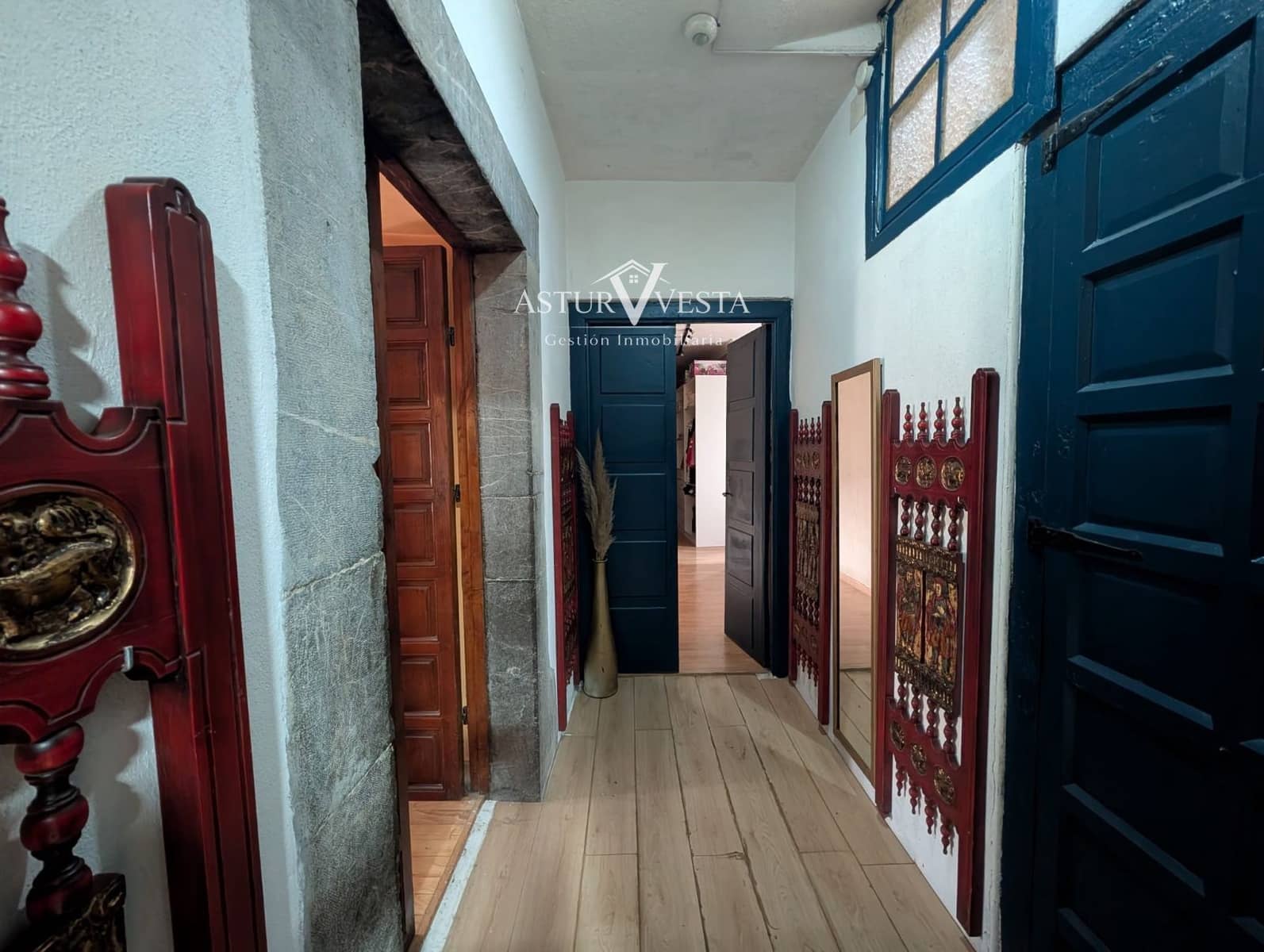 Piso de 4 habitaciones en Salas en venta - 198.000 € (Ref: 9904663)