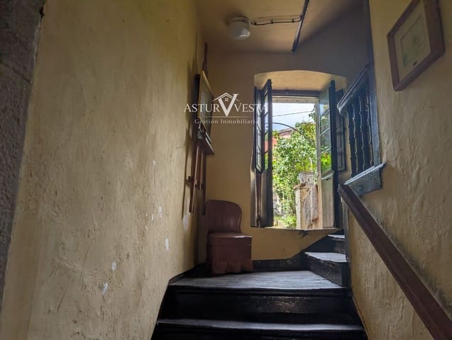 Piso de 4 habitaciones en Salas en venta - 198.000 € (Ref: 9904663)
