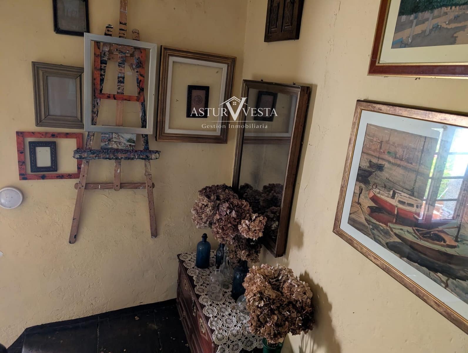 Piso de 4 habitaciones en Salas en venta - 198.000 € (Ref: 9904663)