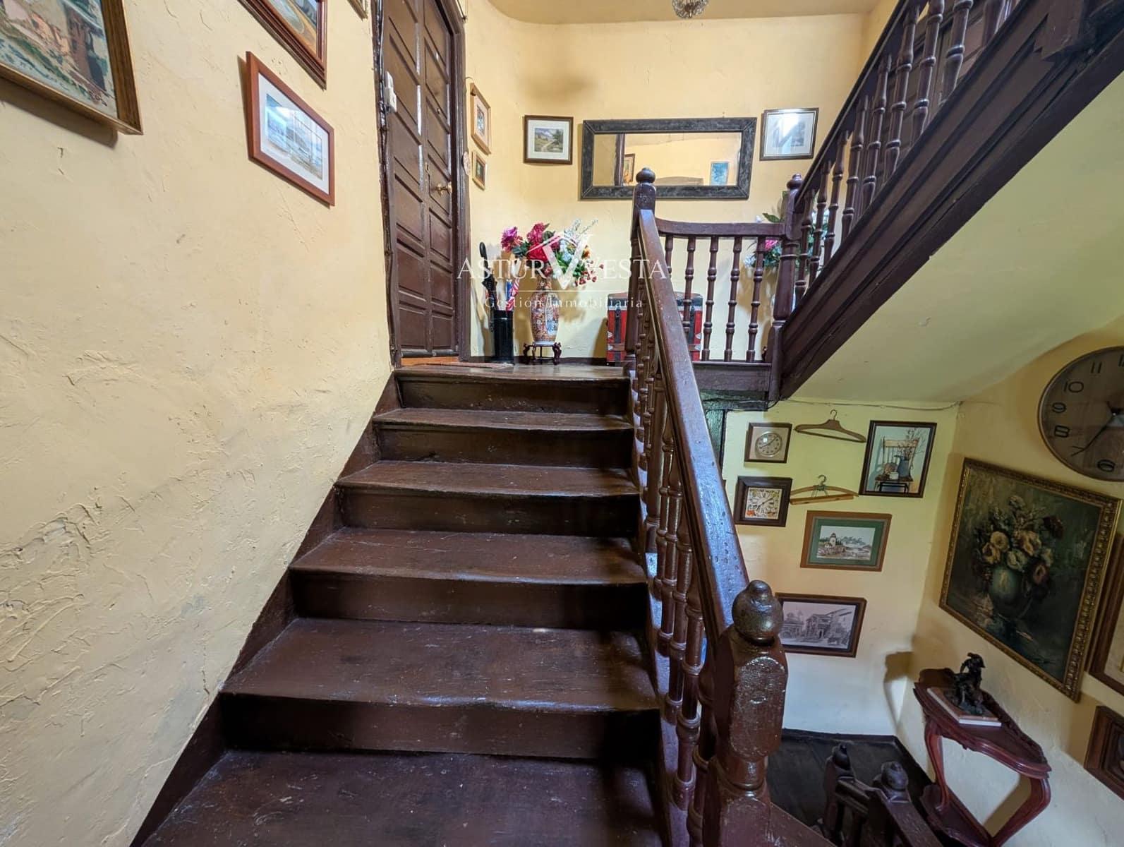 Piso de 4 habitaciones en Salas en venta - 198.000 € (Ref: 9904663)
