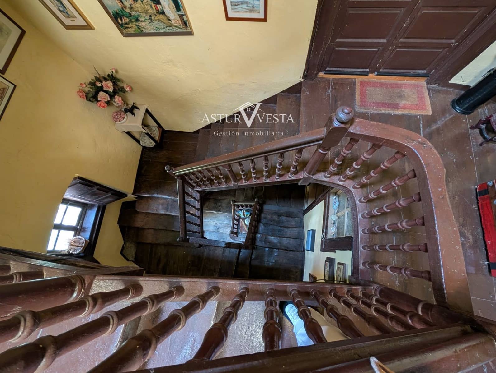 Piso de 4 habitaciones en Salas en venta - 198.000 € (Ref: 9904663)