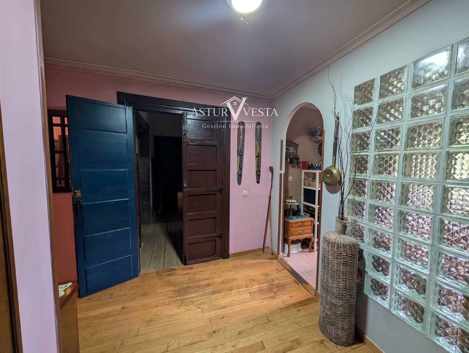 Piso de 4 habitaciones en Salas en venta - 198.000 € (Ref: 9904663)