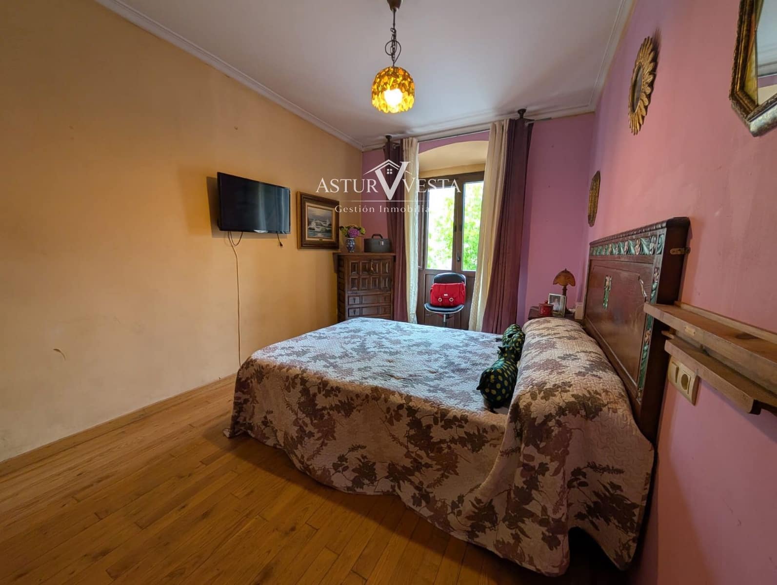 Piso de 4 habitaciones en Salas en venta - 198.000 € (Ref: 9904663)