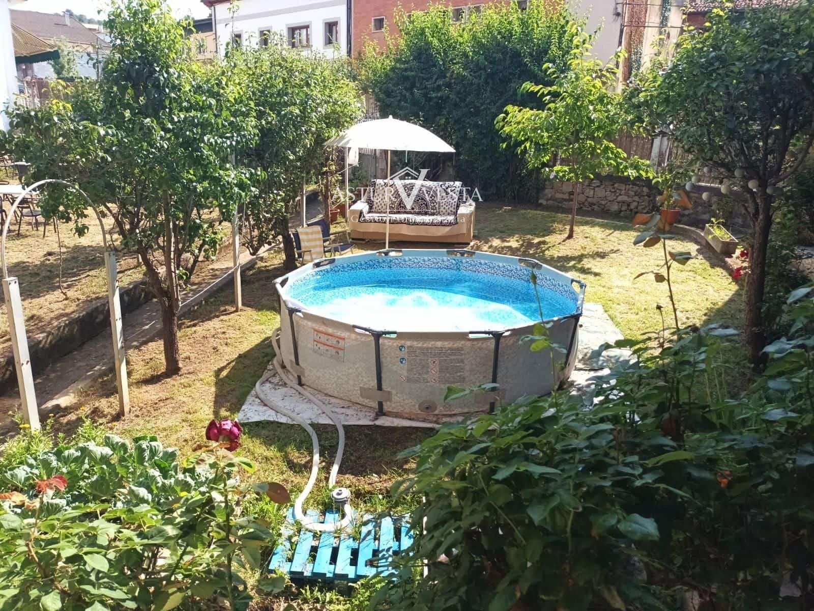 Piso de 4 habitaciones en Salas en venta - 198.000 € (Ref: 9904663)
