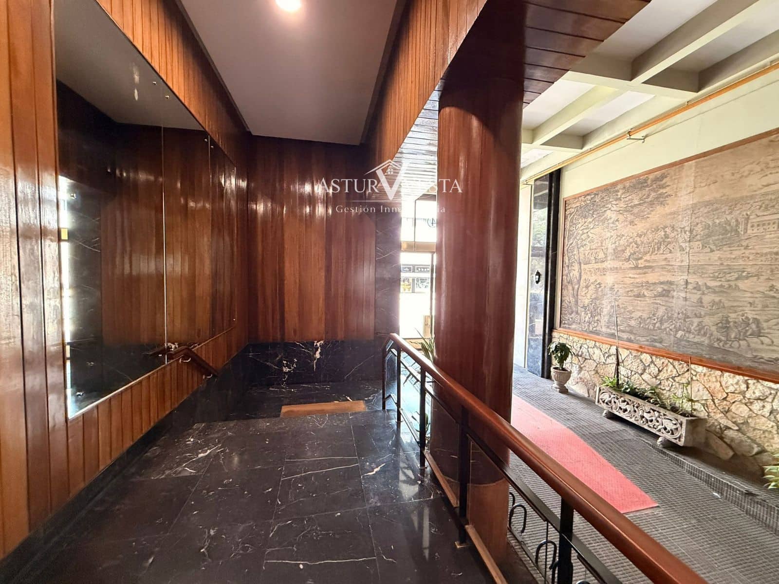 4 slaapkamer Flat te huur in Gijon met garage - € 1.320 (Ref: 9917613)