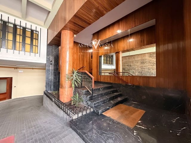 4 slaapkamer Flat te huur in Gijón met garage - € 1.320 (Ref: 9917613)