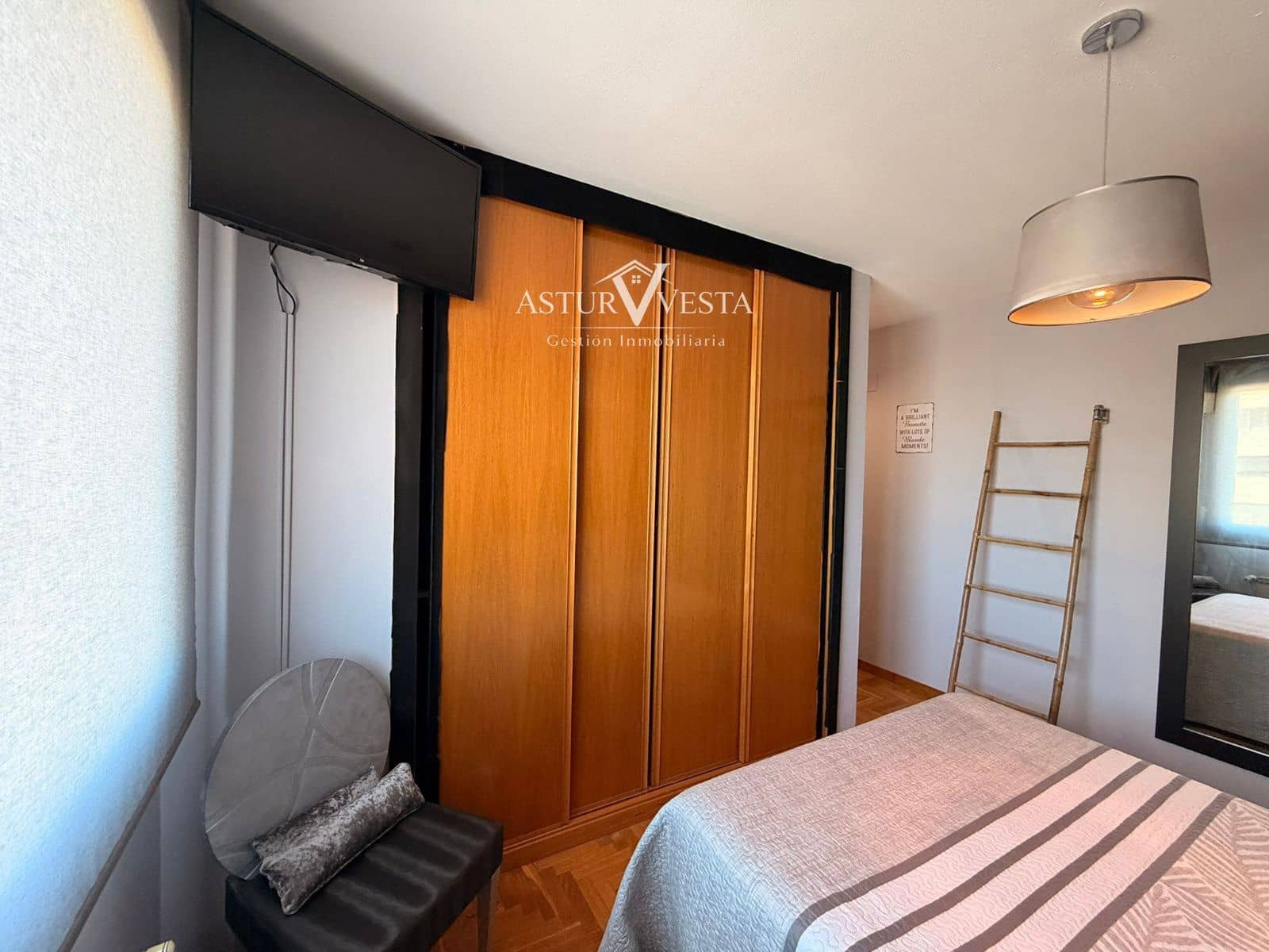 2 bedroom Flat for sale in Aviles with garage - € 210,000 (Ref: 9928651)