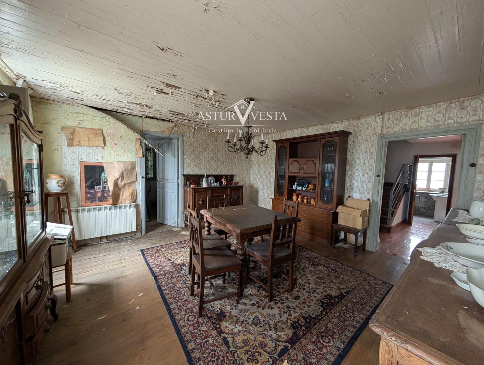 5 soveværelse Villa til salg i Salas med garage - € 79.000 (Ref: 9964606)