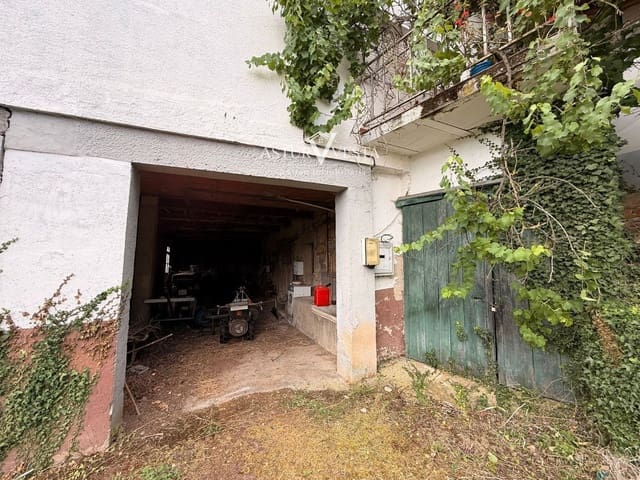5 soveværelse Villa til salg i Salas med garage - € 79.000 (Ref: 9964606)