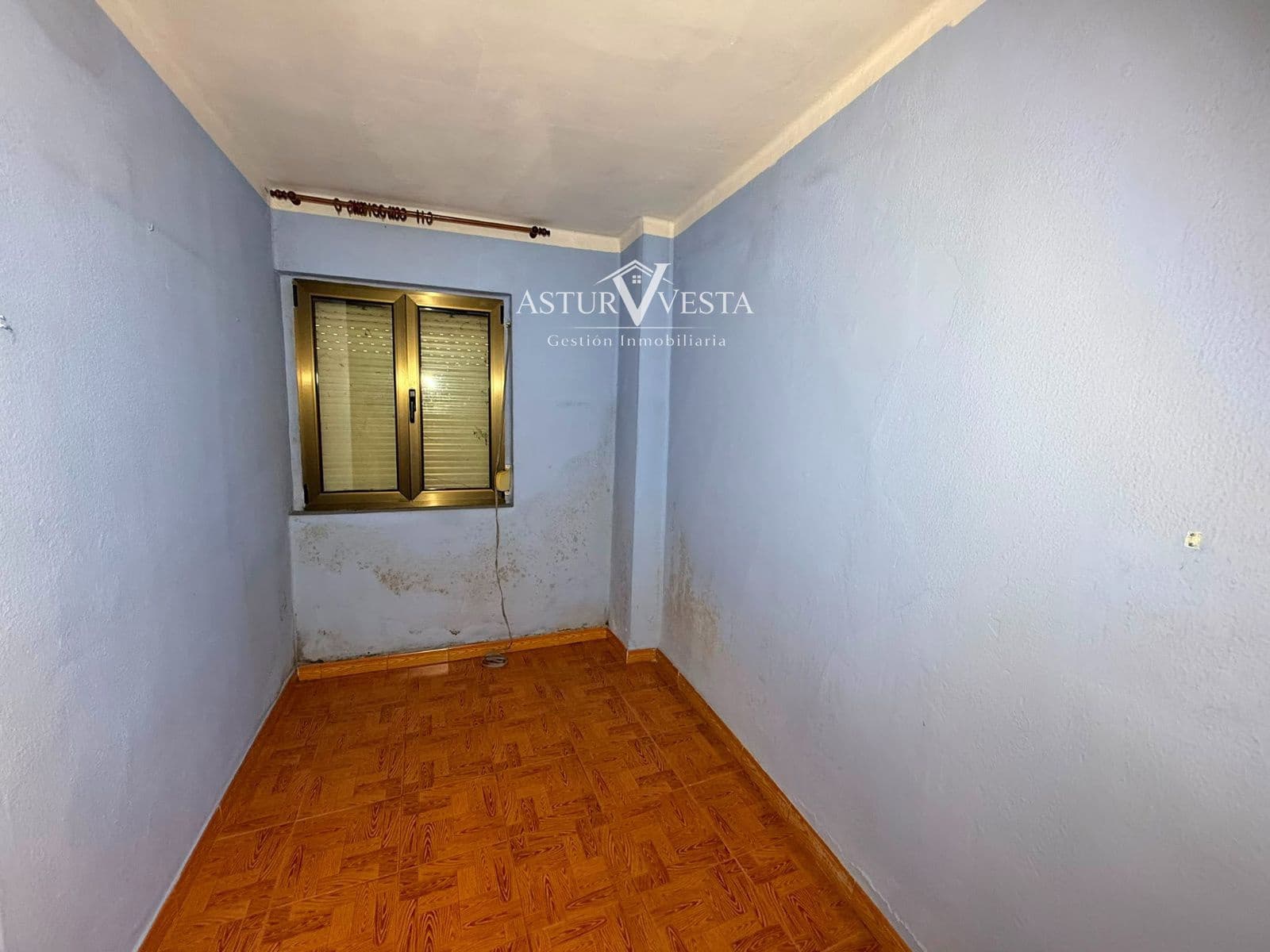 4 soveværelse Restaurant/Bar til salg i Oviedo - € 88.000 (Ref: 9972772)