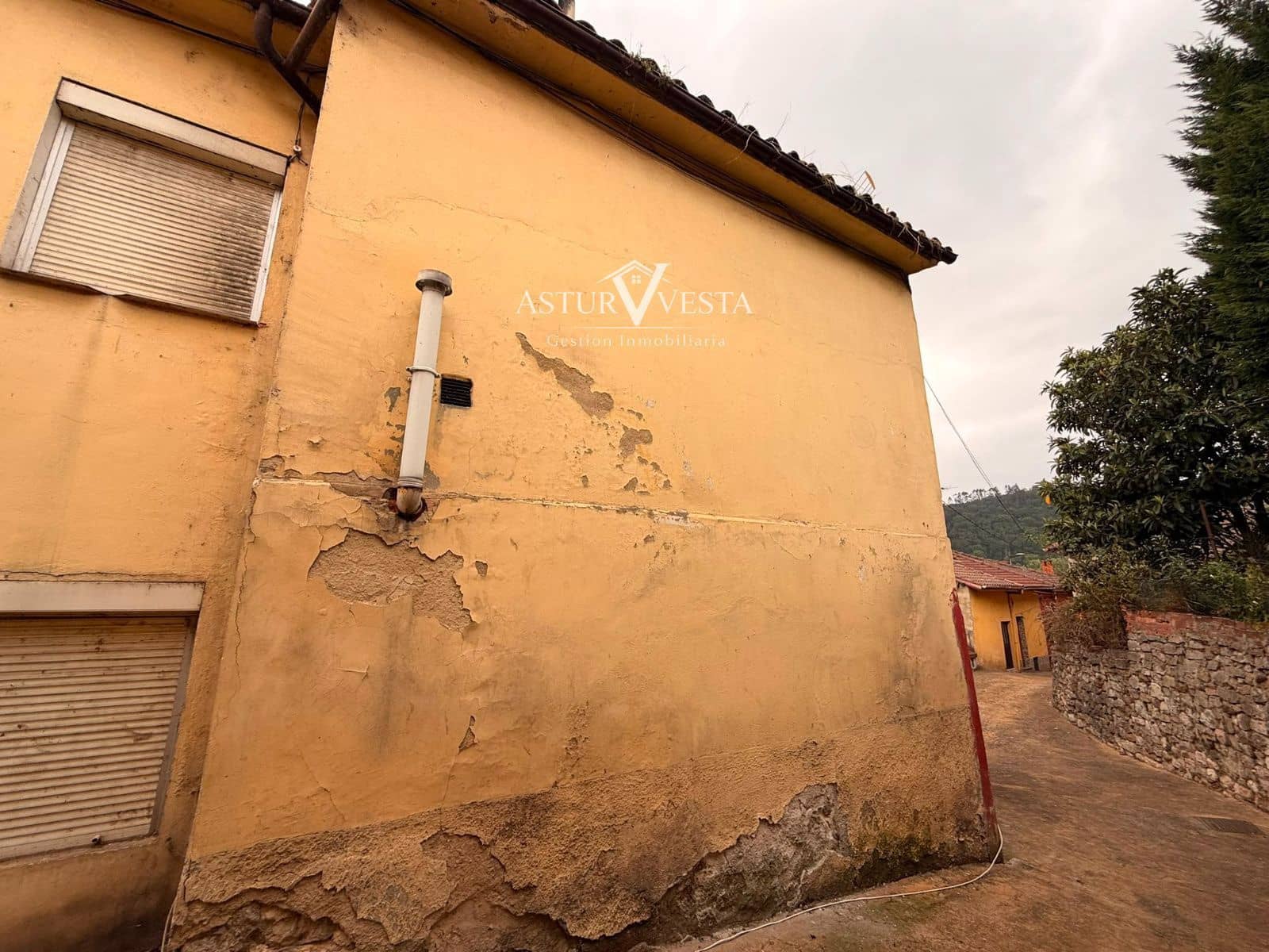 4 soveværelse Restaurant/Bar til salg i Oviedo - € 88.000 (Ref: 9972772)