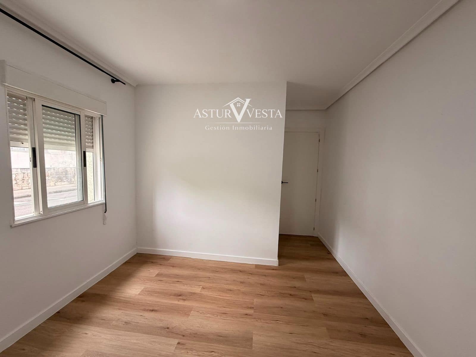 3 slaapkamer Flat te koop in Corvera de Asturias - € 95.000 (Ref: 9979316)