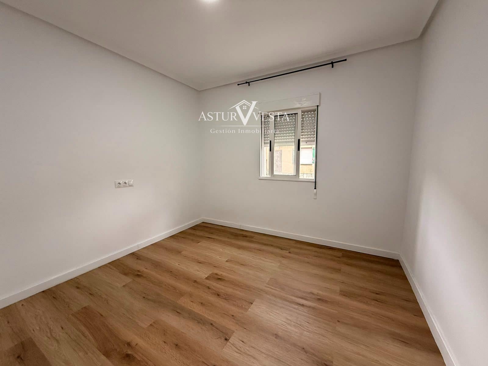 3 slaapkamer Flat te koop in Corvera de Asturias - € 95.000 (Ref: 9979316)