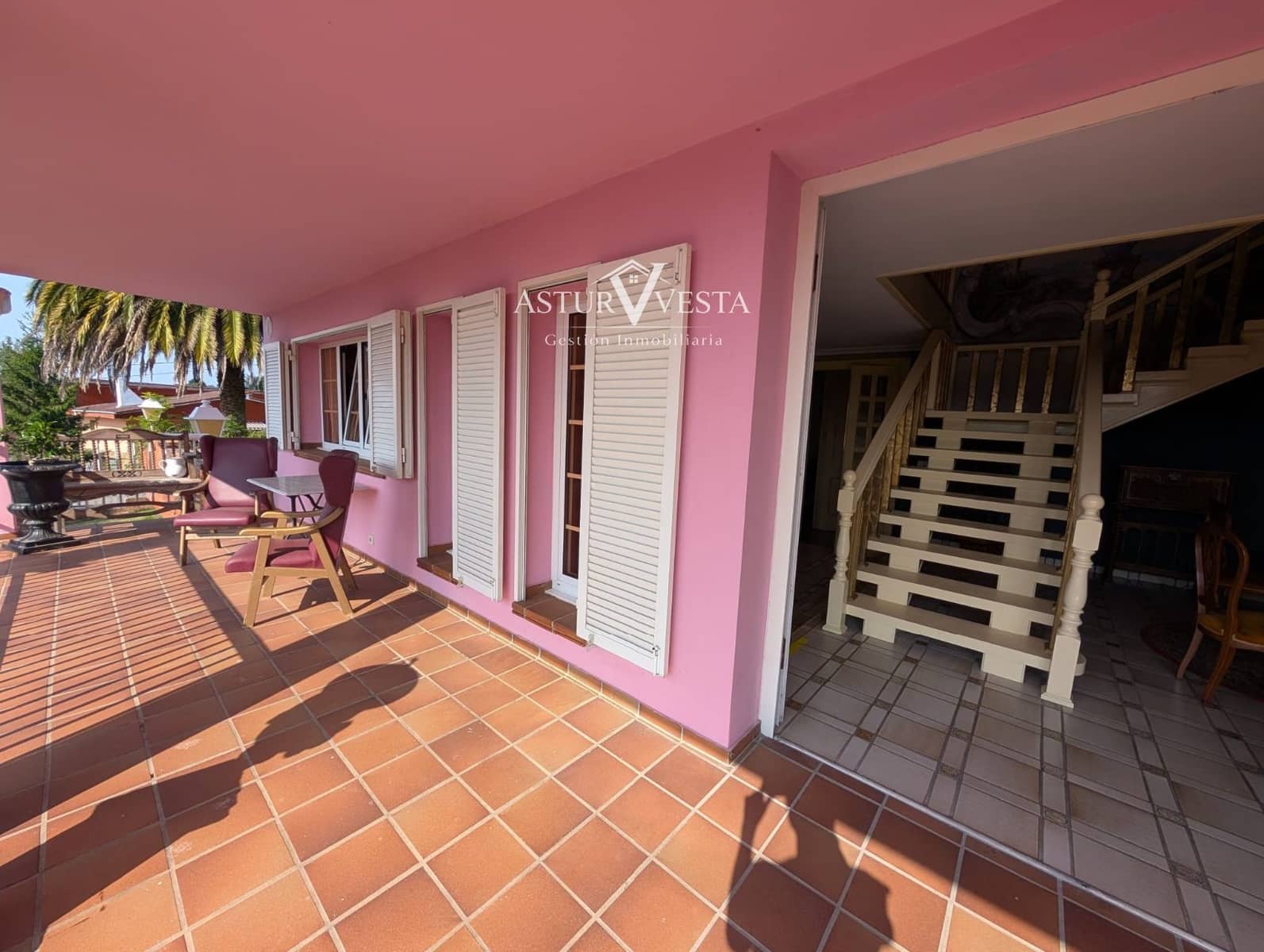9 sovrum Villa till salu i Oviedo med garage - 1 300 000 € (Ref: 9983200)