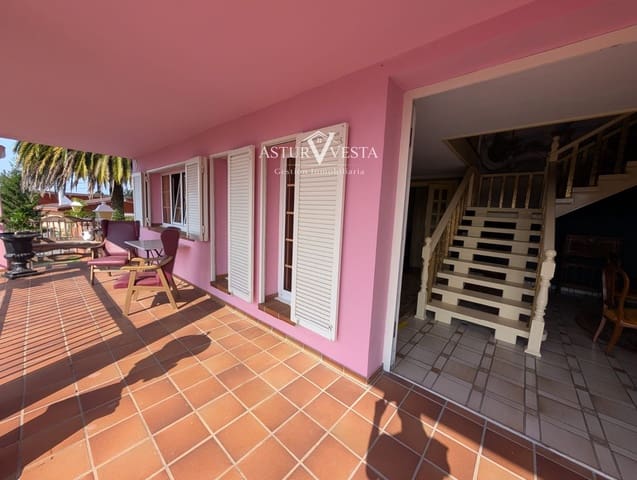 9 sovrum Villa till salu i Oviedo med garage - 1 300 000 € (Ref: 9983200)
