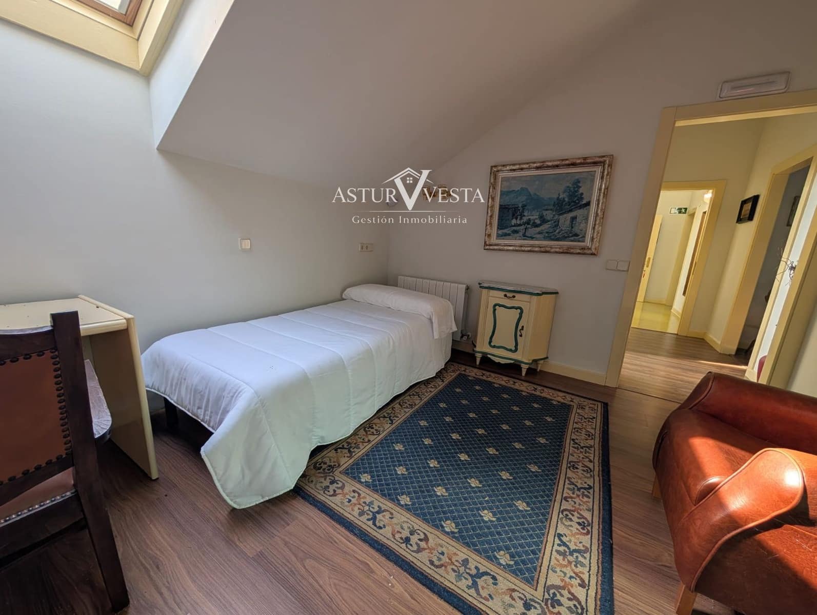 9 sovrum Villa till salu i Oviedo med garage - 1 300 000 € (Ref: 9983200)