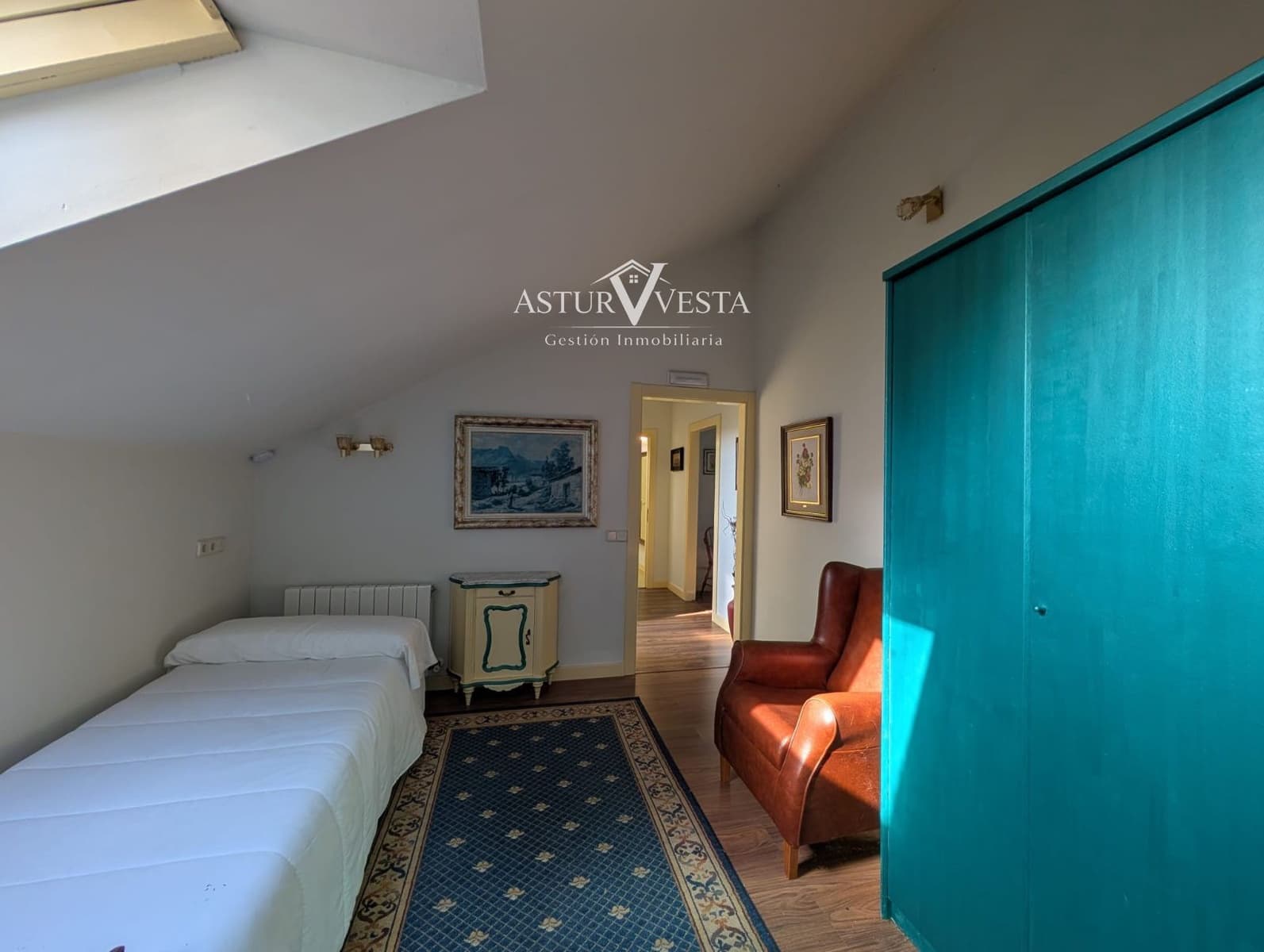9 sovrum Villa till salu i Oviedo med garage - 1 300 000 € (Ref: 9983200)