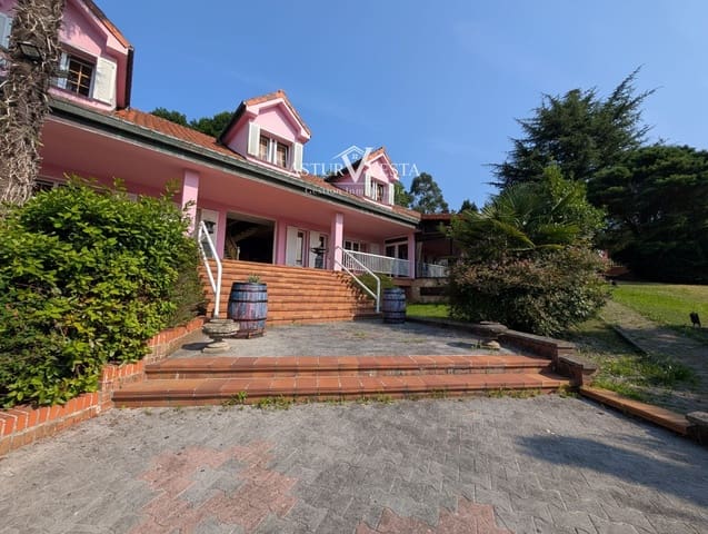 9 sovrum Villa till salu i Oviedo med garage - 1 300 000 € (Ref: 9983200)
