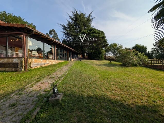 9 sovrum Villa till salu i Oviedo med garage - 1 300 000 € (Ref: 9983200)