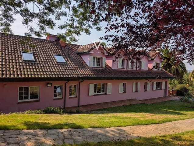 9 sovrum Villa till salu i Oviedo med garage - 1 300 000 € (Ref: 9983200)