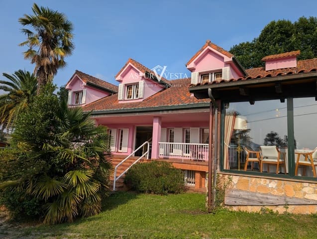 9 sovrum Villa till salu i Oviedo med garage - 1 300 000 € (Ref: 9983200)