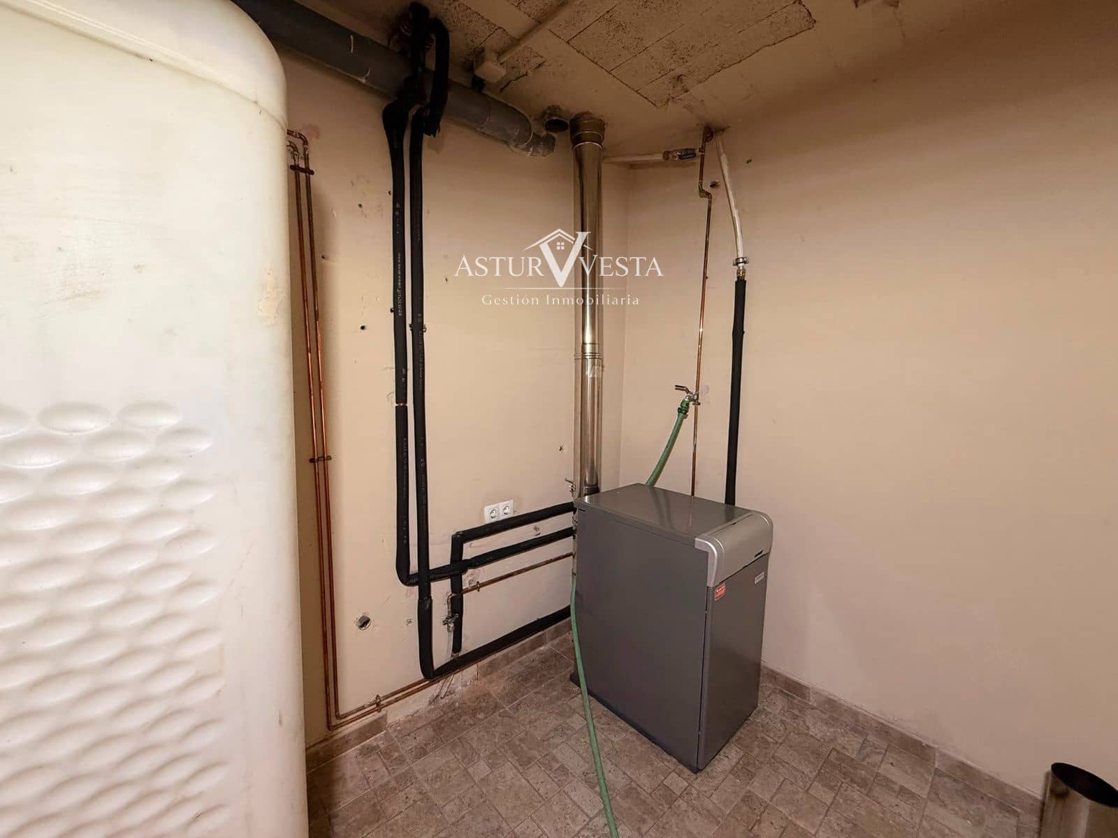 3 Zimmer Villa zu verkaufen in Siero mit Garage - 397.000 € (Ref: 9990277)