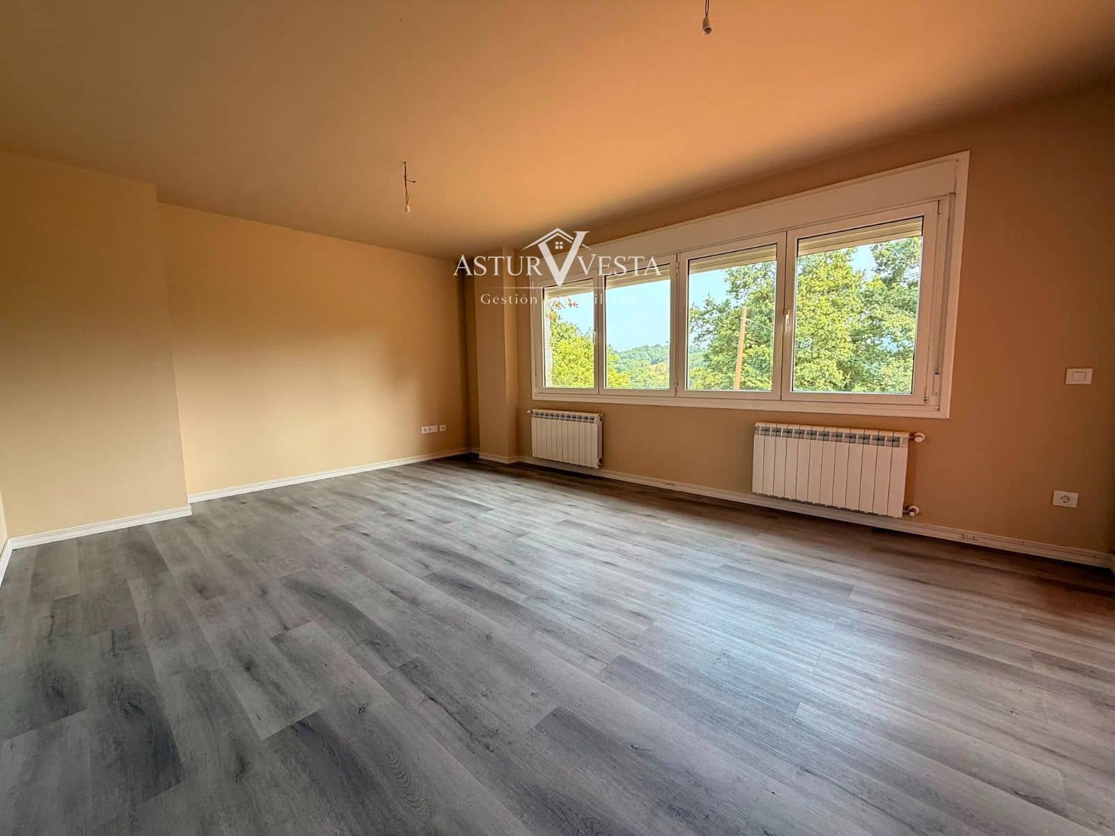 3 Zimmer Villa zu verkaufen in Siero mit Garage - 397.000 € (Ref: 9990277)