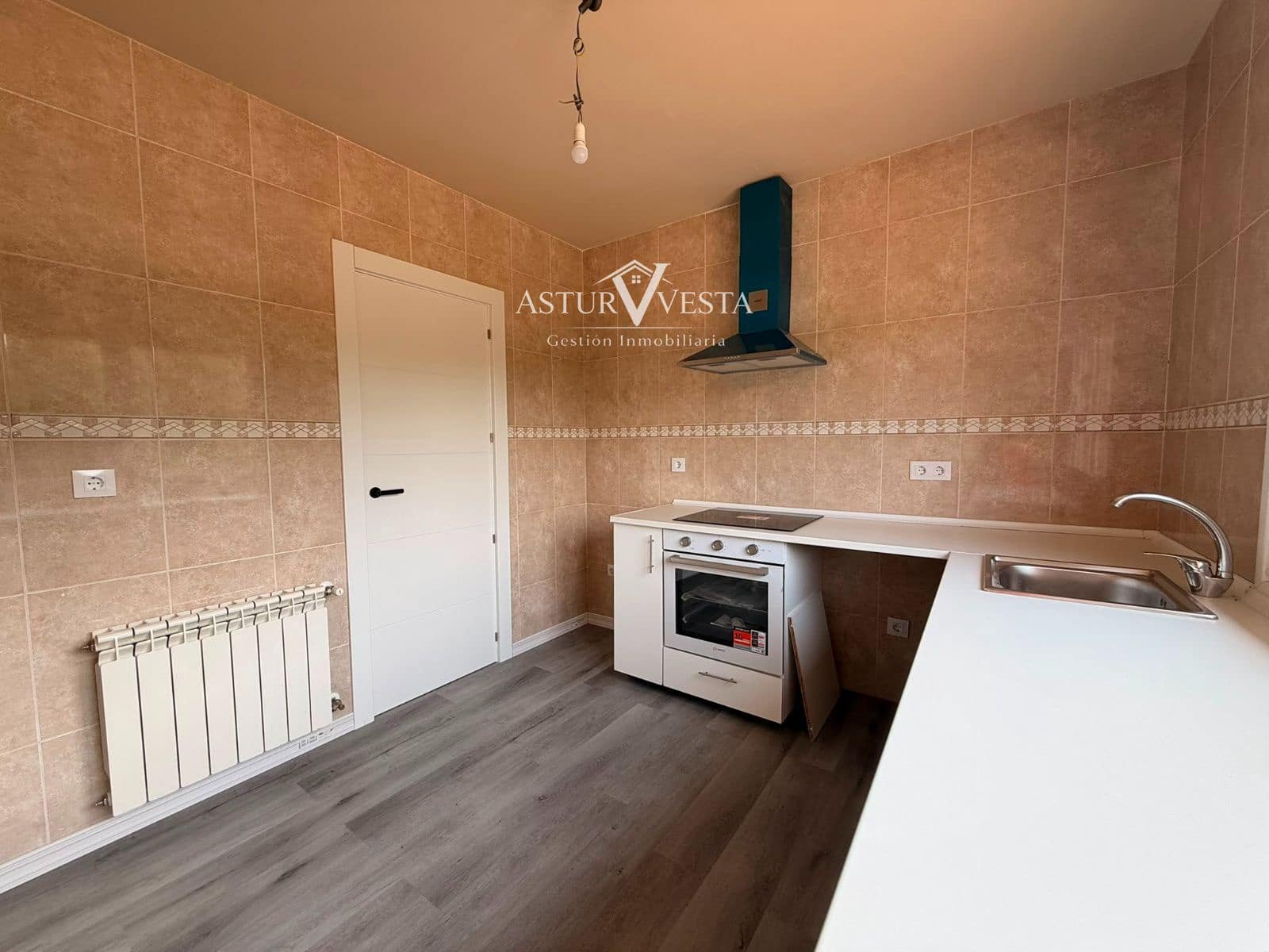 3 Zimmer Villa zu verkaufen in Siero mit Garage - 397.000 € (Ref: 9990277)