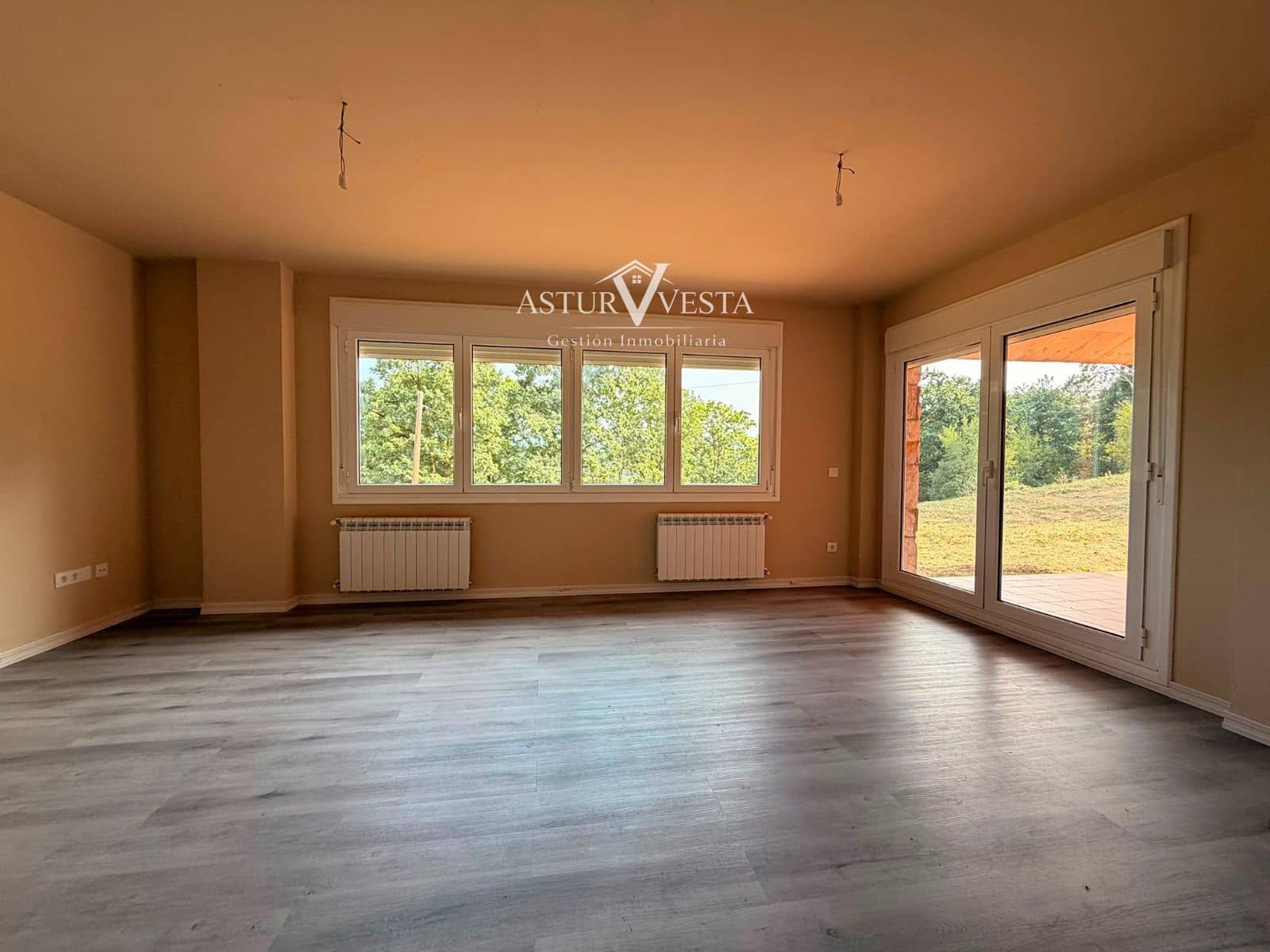 3 Zimmer Villa zu verkaufen in Siero mit Garage - 397.000 € (Ref: 9990277)