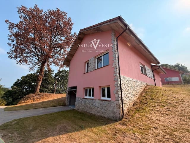 3 soverom Villa til salgs i Siero med garasje - € 397 000 (Ref: 9990277)