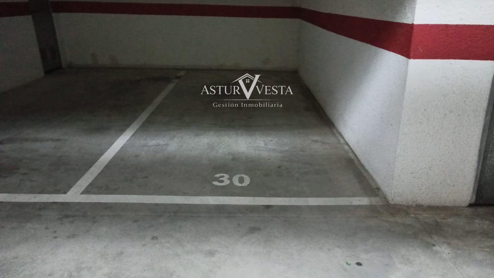 Garage til salg i Llanes - € 8.500 (Ref: 9995412)