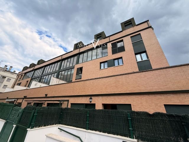 Garaż na sprzedaż w Llanes - 8 500 € (Ref: 9995412)