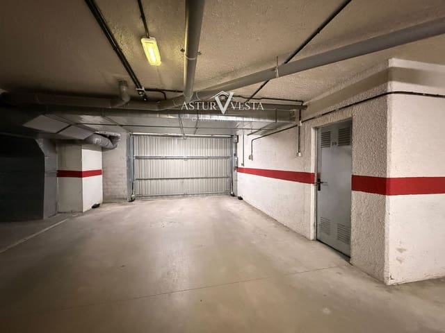 Garaż na sprzedaż w Llanes - 8 500 € (Ref: 9995412)