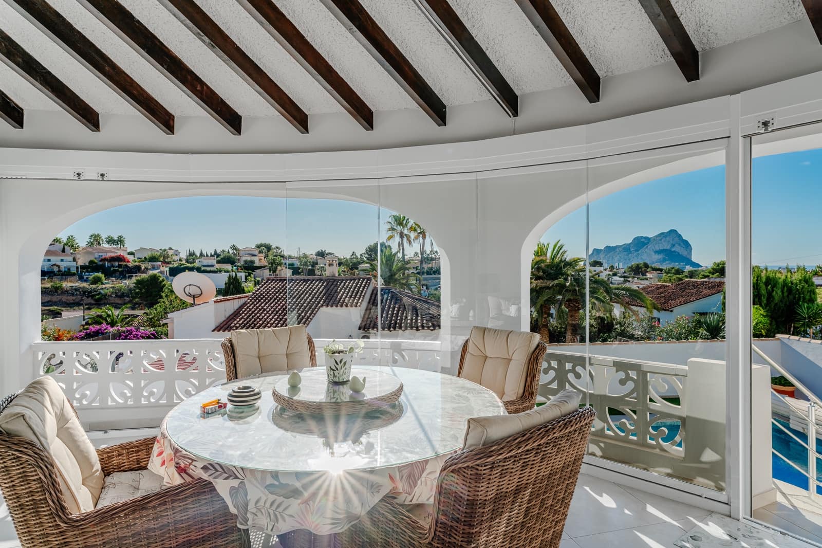 4 soverom Villa til salgs i Calpe / Calp med svømmebasseng garasje - € 850 000 (Ref: 9752600)