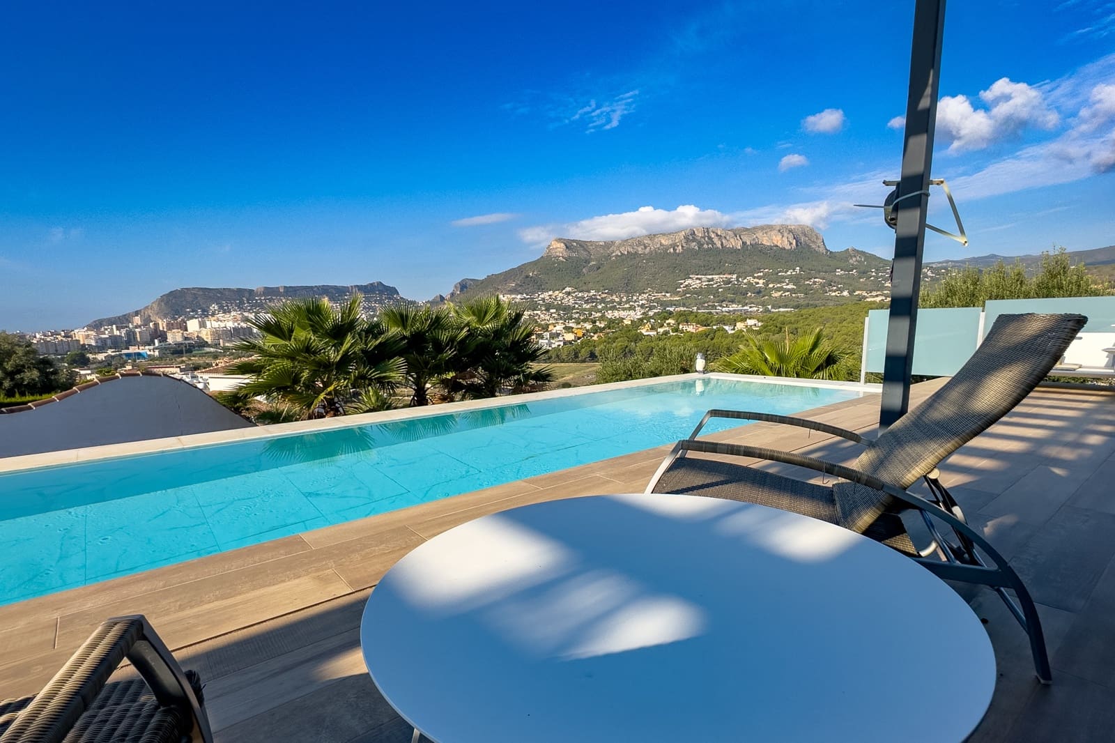 4 sovrum Villa till salu i Calpe / Calp med pool - 1 370 000 € (Ref: 9753461)