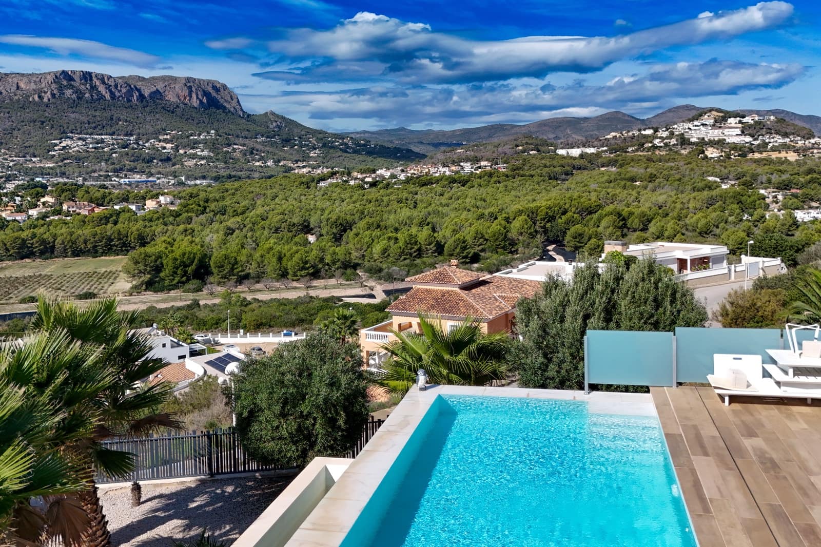 4 sovrum Villa till salu i Calpe / Calp med pool - 1 370 000 € (Ref: 9753461)
